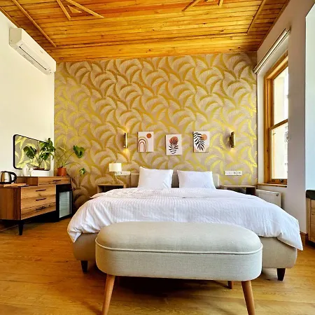 Apartment Refurbished Triplex In Taksim *