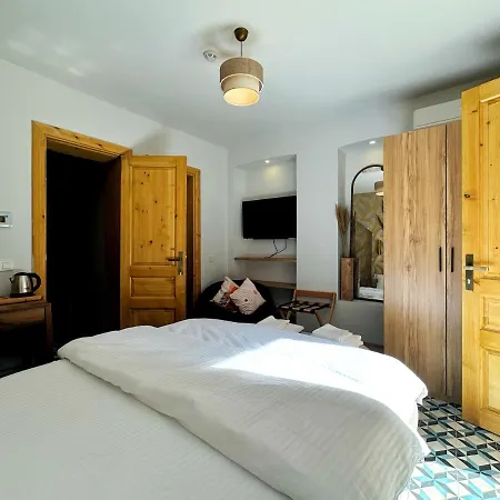 Refurbished Triplex In Taksim
