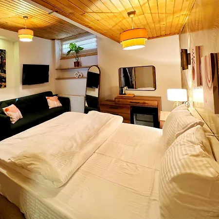 Refurbished Triplex In Taksim Estambul