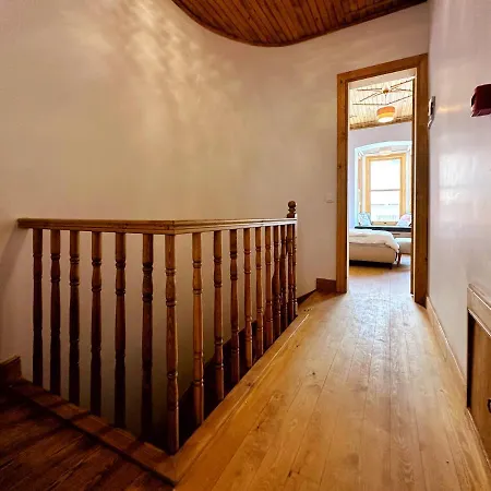 Refurbished Triplex In Taksim Appartement Istanboel